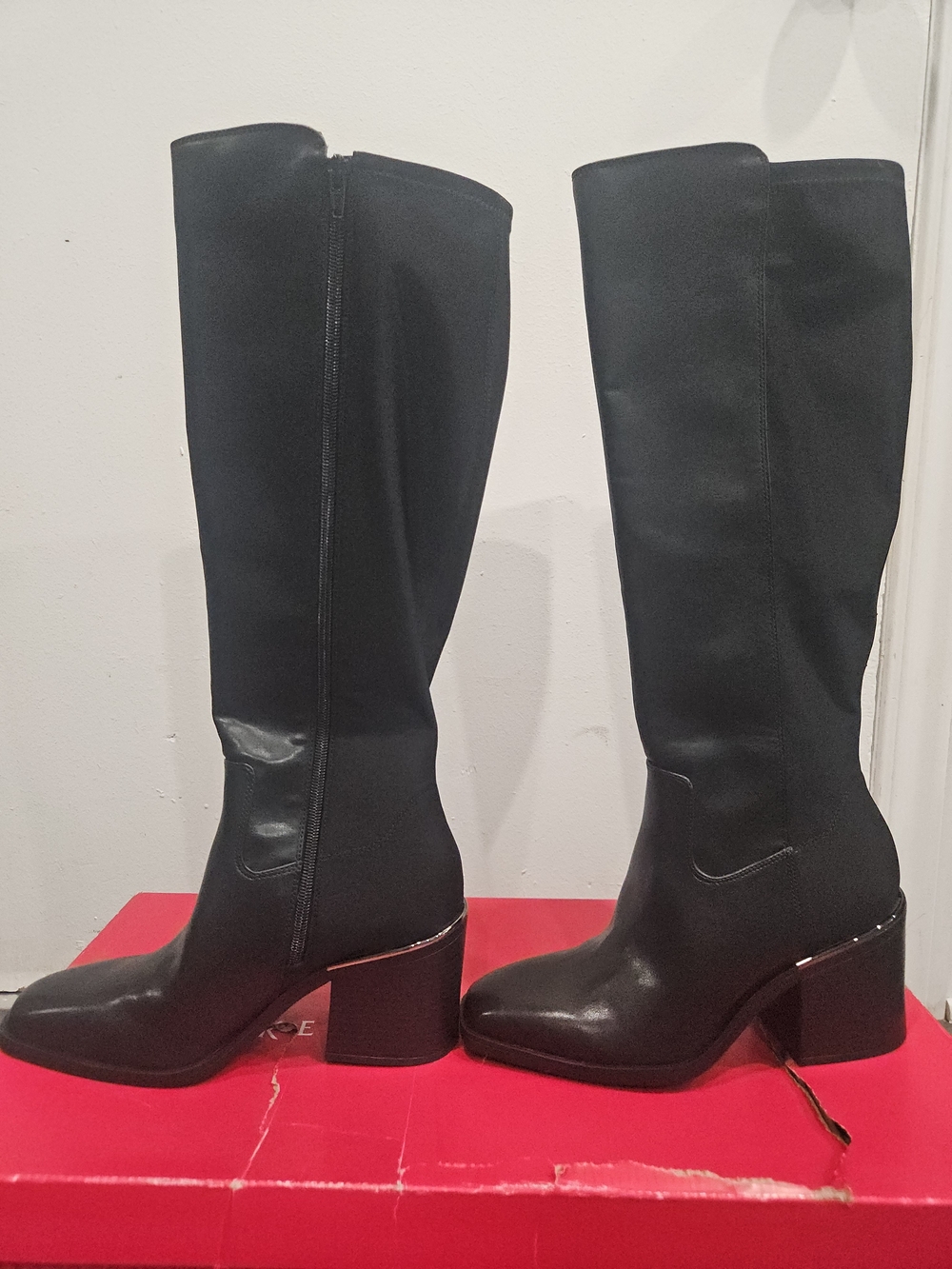 New Classic Black Knee-High Women’s Block Heel Boots